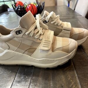Burberry Beige and White Athletic Shoes
